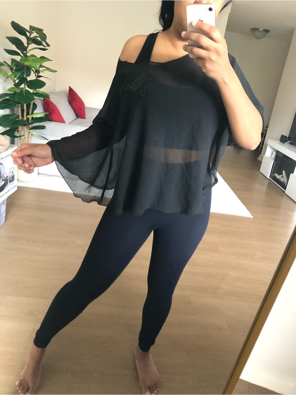 Black Sheer shawl nwt one size